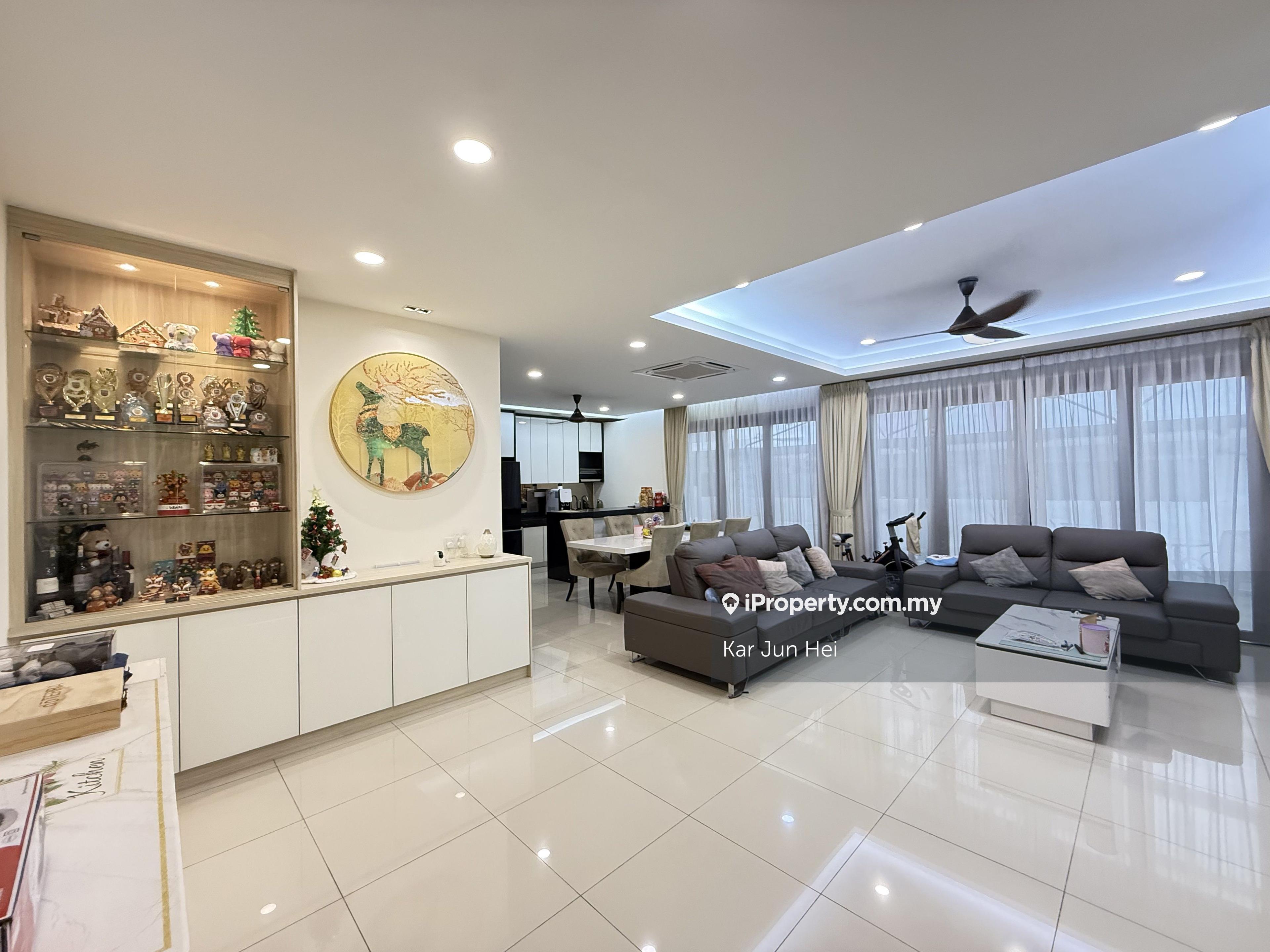 Cheap Nice Fully Reno 2 Stry Cluster Semi D at Jade Hills