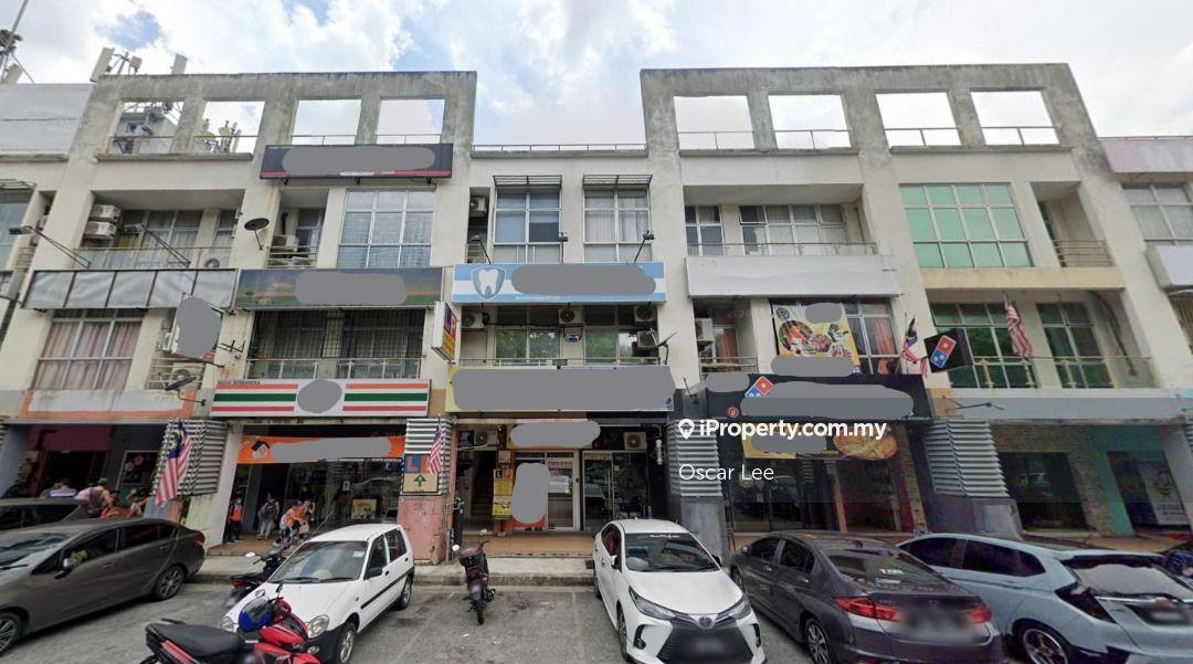 Ground Floor Shop