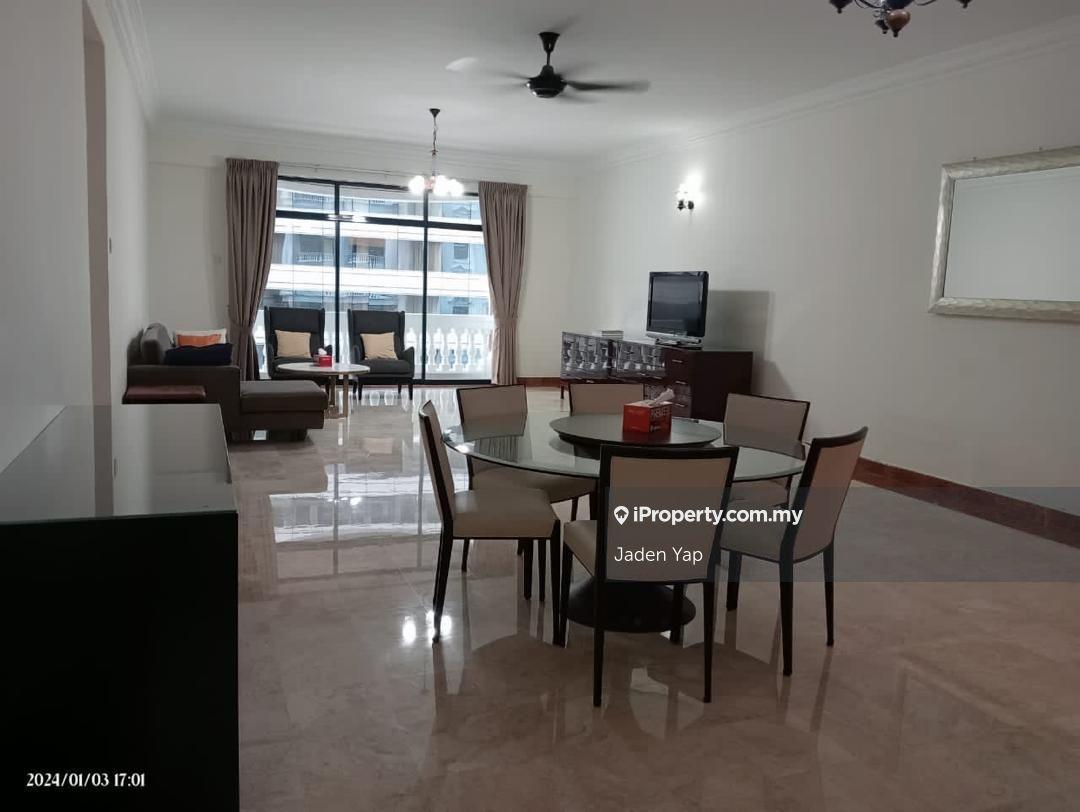 3 bedrooms full furnished with balcony