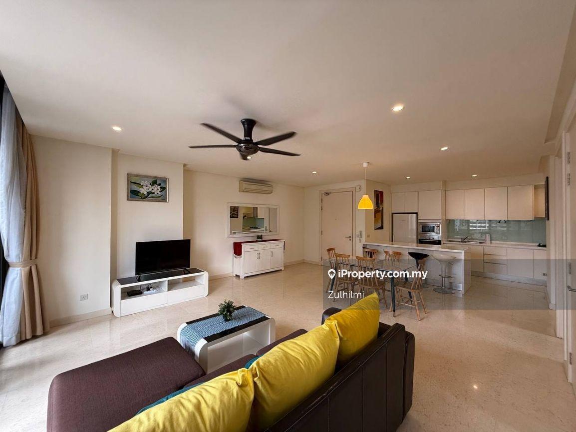 Freehold Furnish 6 Capsquare Condominium KL for Sale