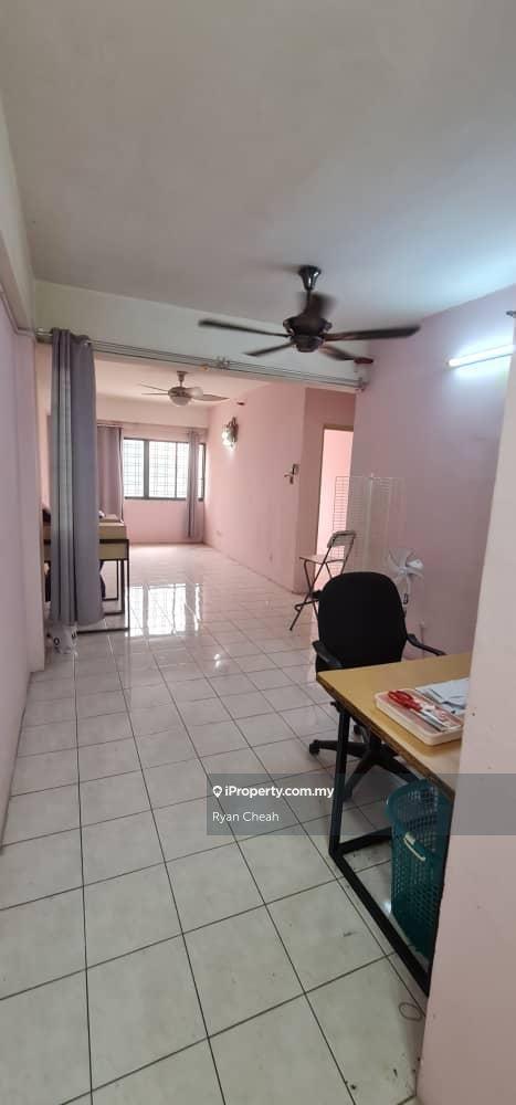Serviced residence for Sale @ Villa Mutiara