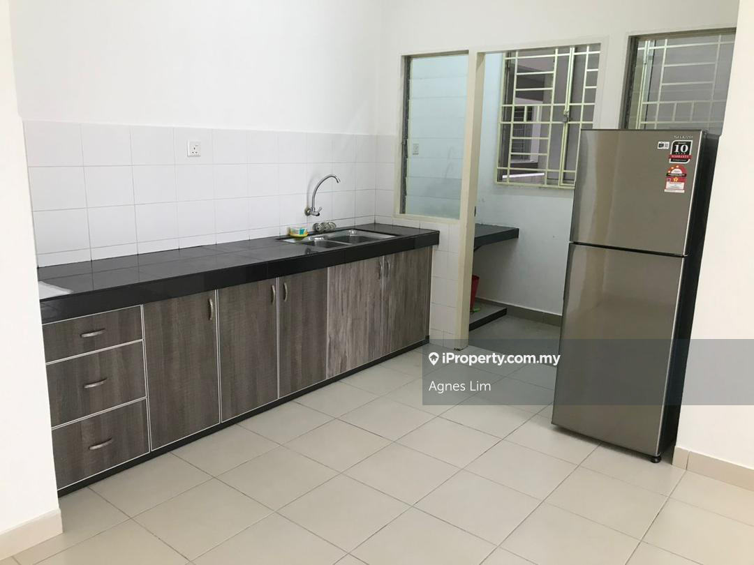 Seri Mutiara Apartment at Setia Alam for rent