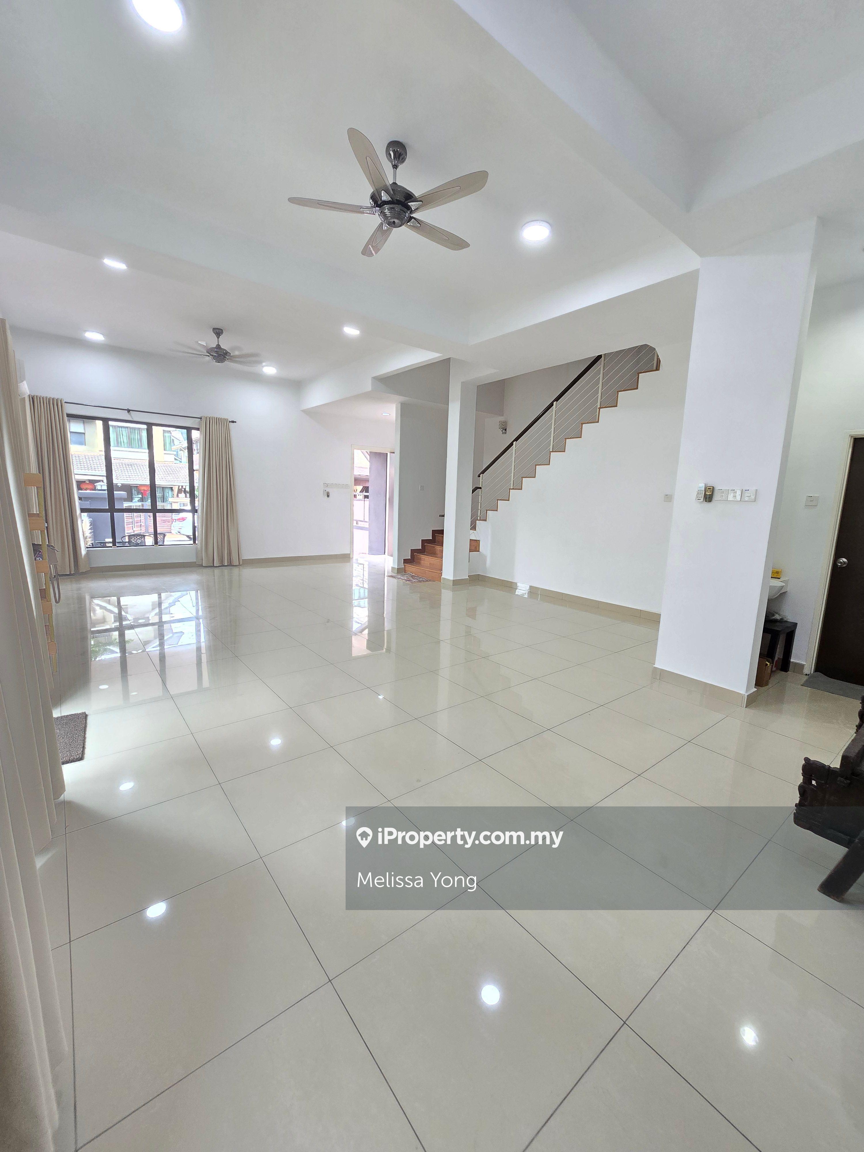 Gated and guarded Semi D at Taman Hijauan Residence for sale