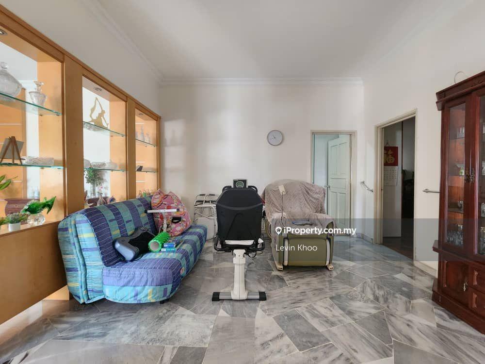 Sri Alam Condominium @ Shah Alam Tower B , Penthouse ,KL , 