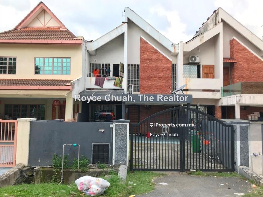 Subang Jaya ss15 terrace house with 8 rooms fully equipped
