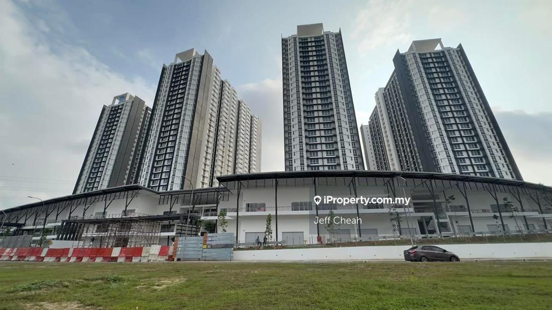 Freehold Brand New 2 & 3 Bedroom for Sale, Walking distance KTM