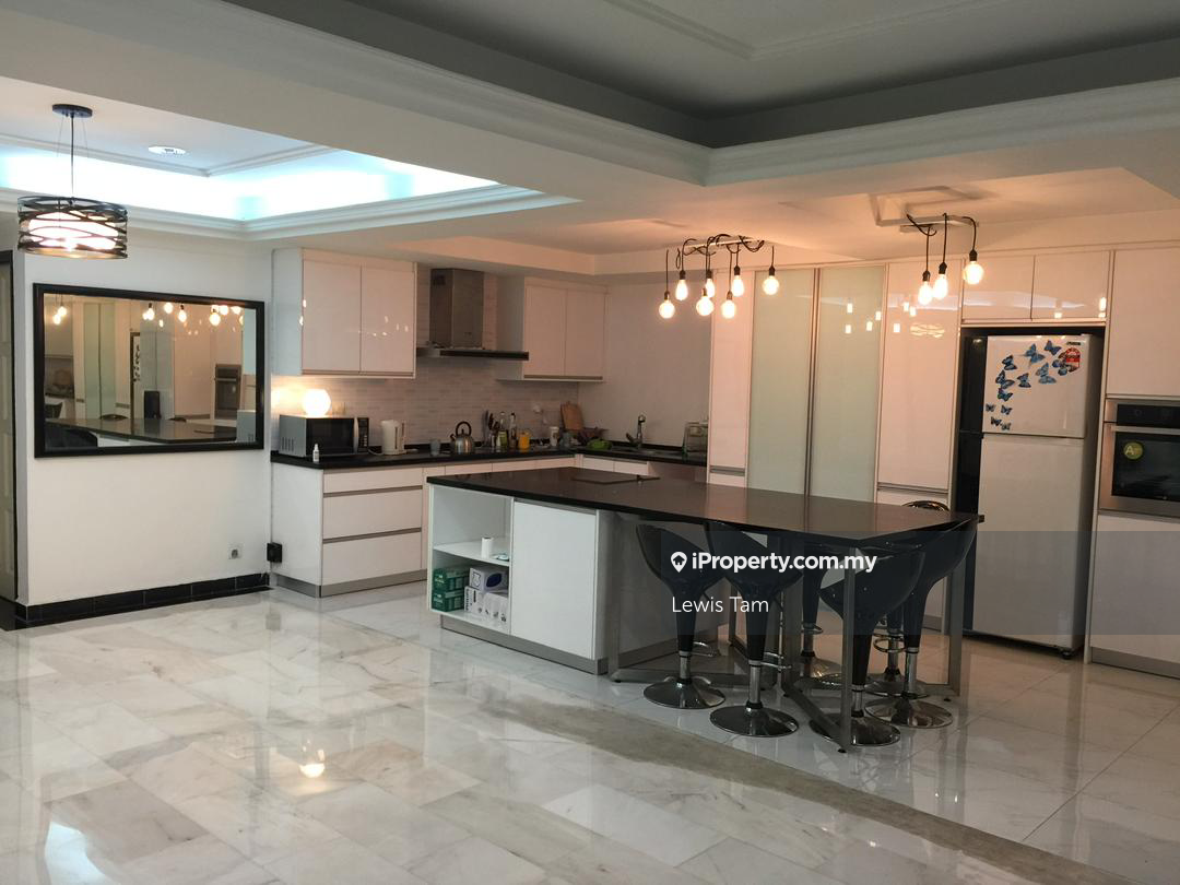 Fully furnish good condition unit for rent