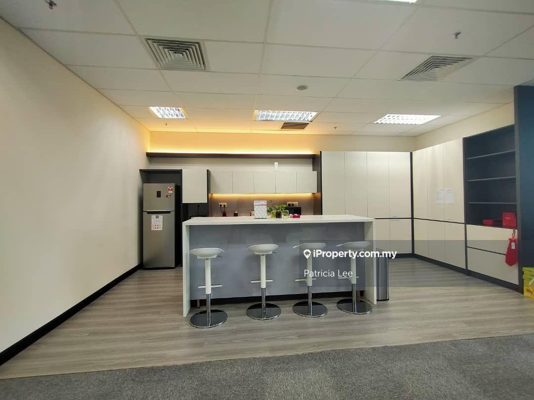 UOA Vertical Tower Office