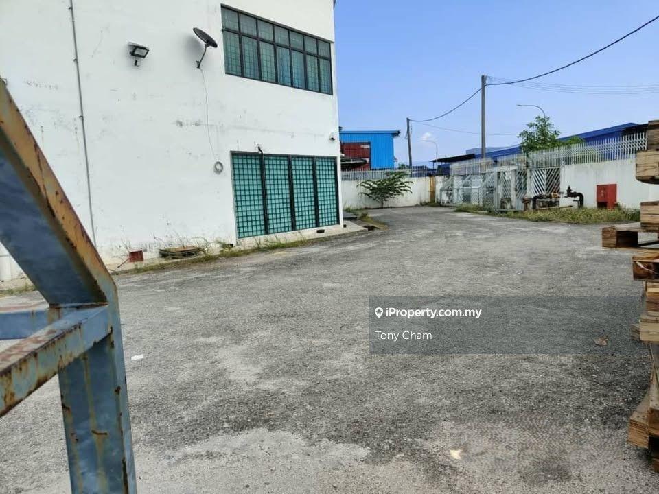 Pandamaran Detached Warehouse For Rent