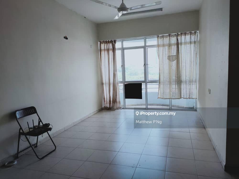 Desa Airmas - Basic Renovated - 970' - 2 Car Parks - Sungai Dua