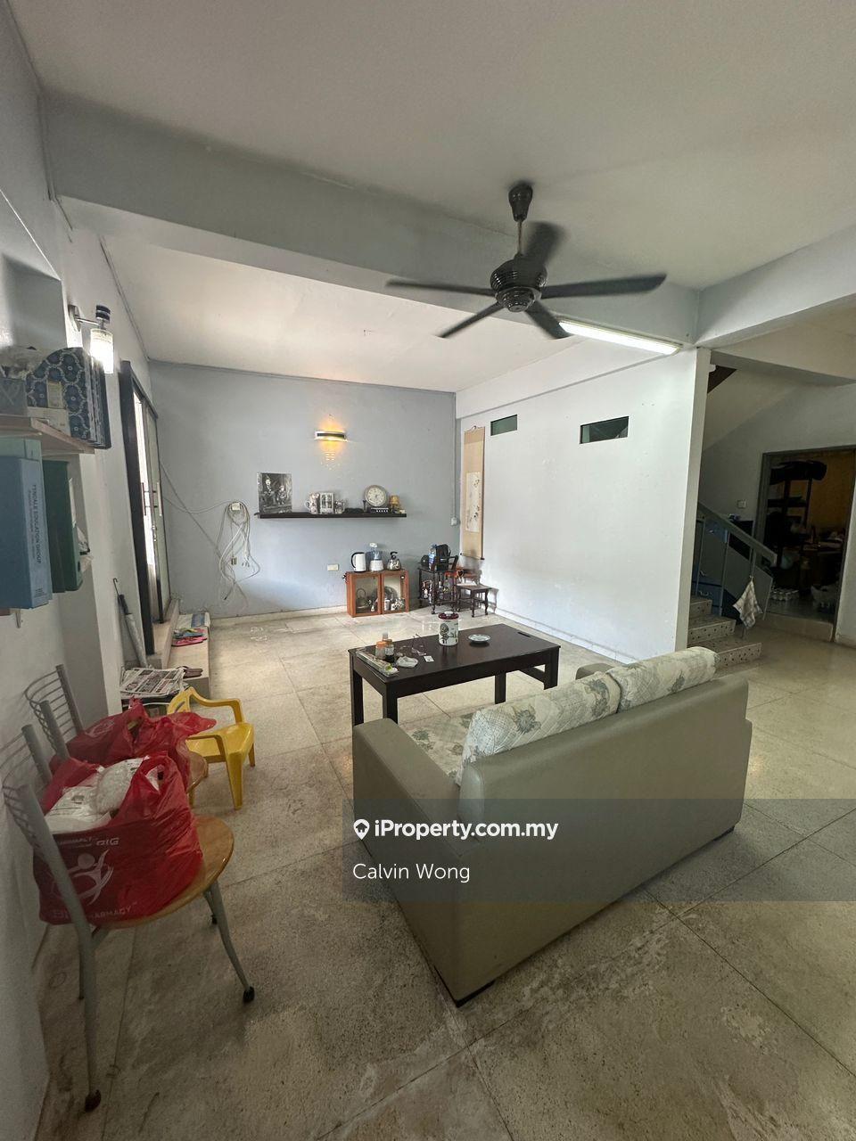 Double Storey Semi-D @ Taman Majidee, Gated & Guarded