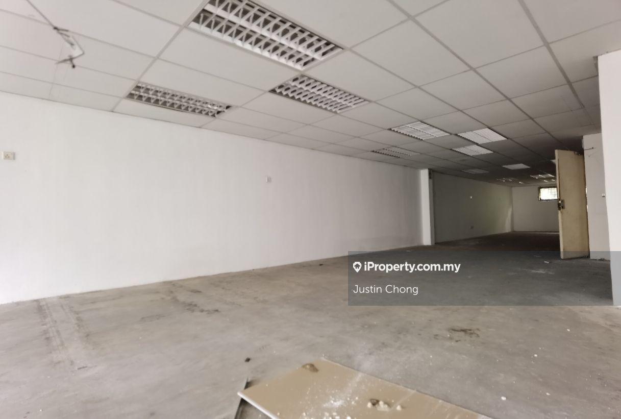 Shop-office for Rent