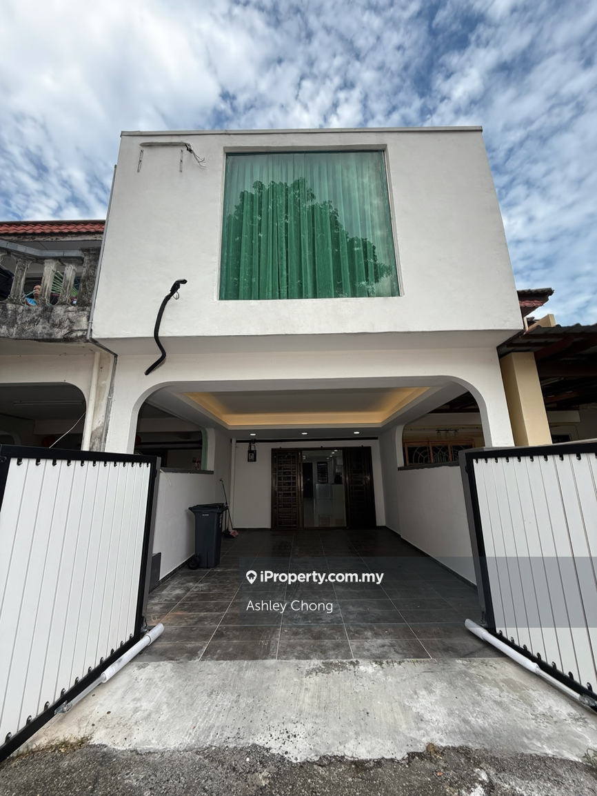Malim Permai Double Storey Terrace @ Fully Renovated & Extended 