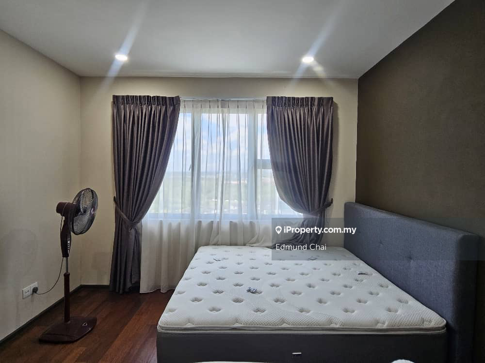 For Rent: Rivervale Condominium