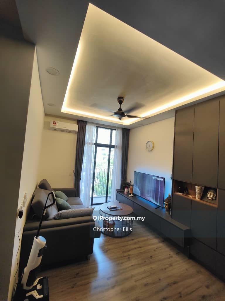Completely renovated 2 Bedroom
