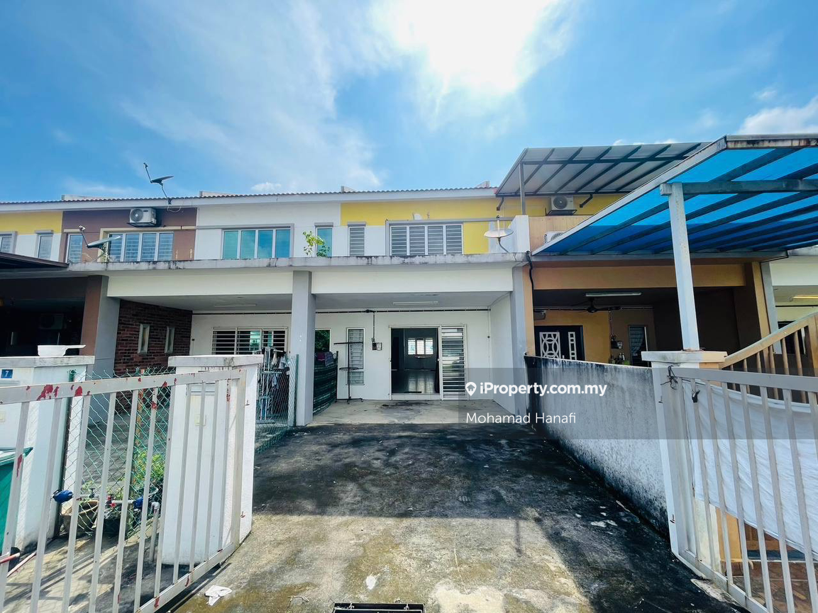 Well maintained unit