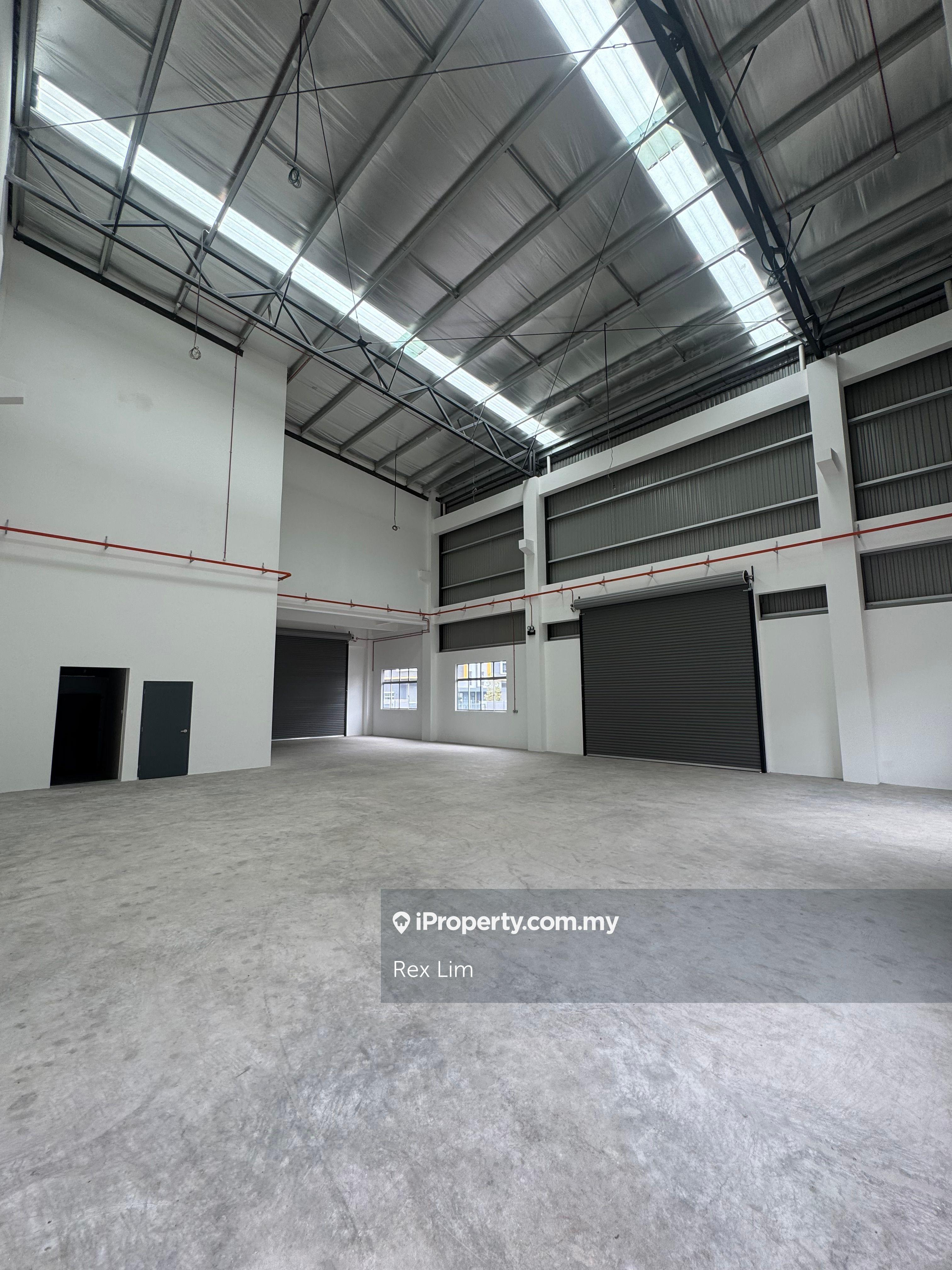 Brand new Semi D Factory at Xme industrial Park