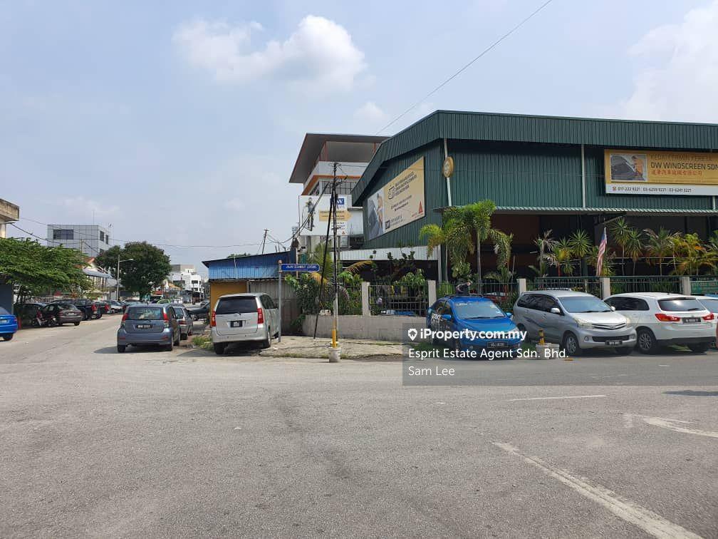 Detached factory for Sale