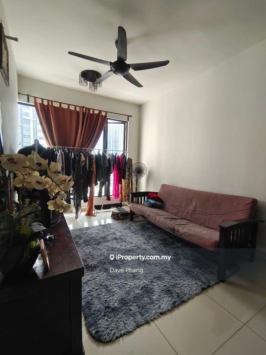 Serviced residence for Sale, low density well maintained actual unit