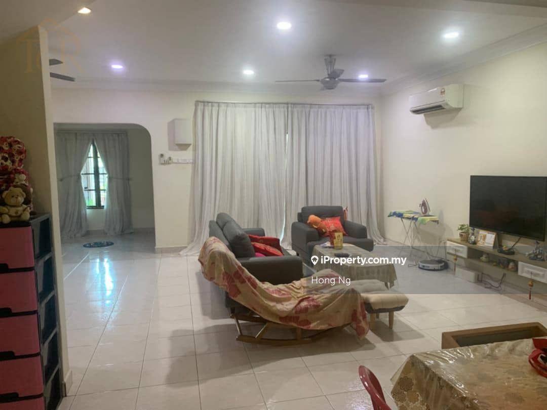 Partly Furnish 2 Storey For Rent, Butterfly Park Bandar Bukit Tinggi 2