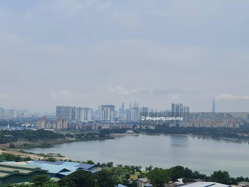 Klccview And Lakeview Unit For Sale