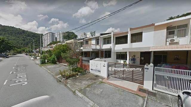Terrace 1400sf at Island Park, Green Lane