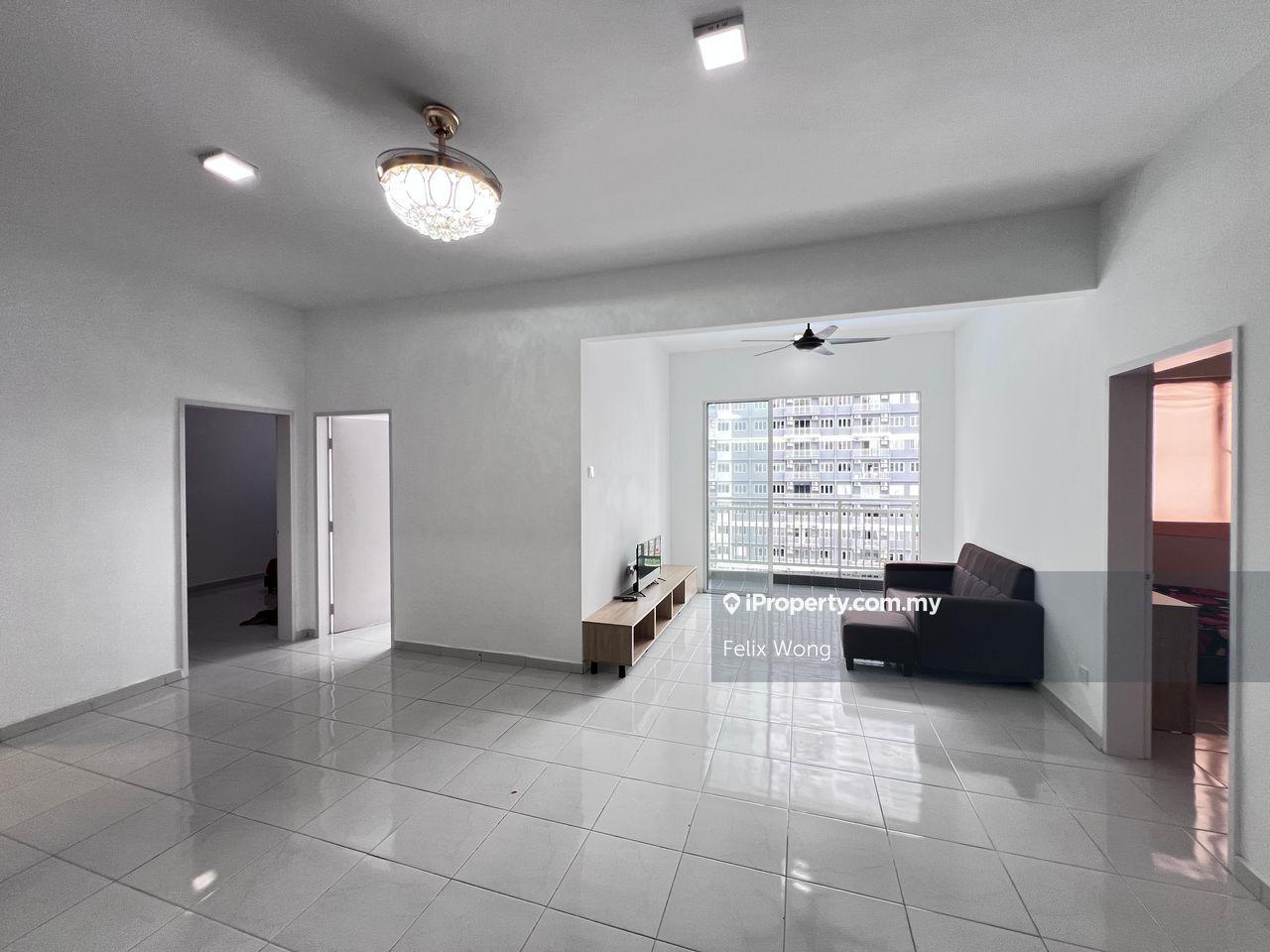 Brand New Condo Seri Topaz Puchong Intan For Rent