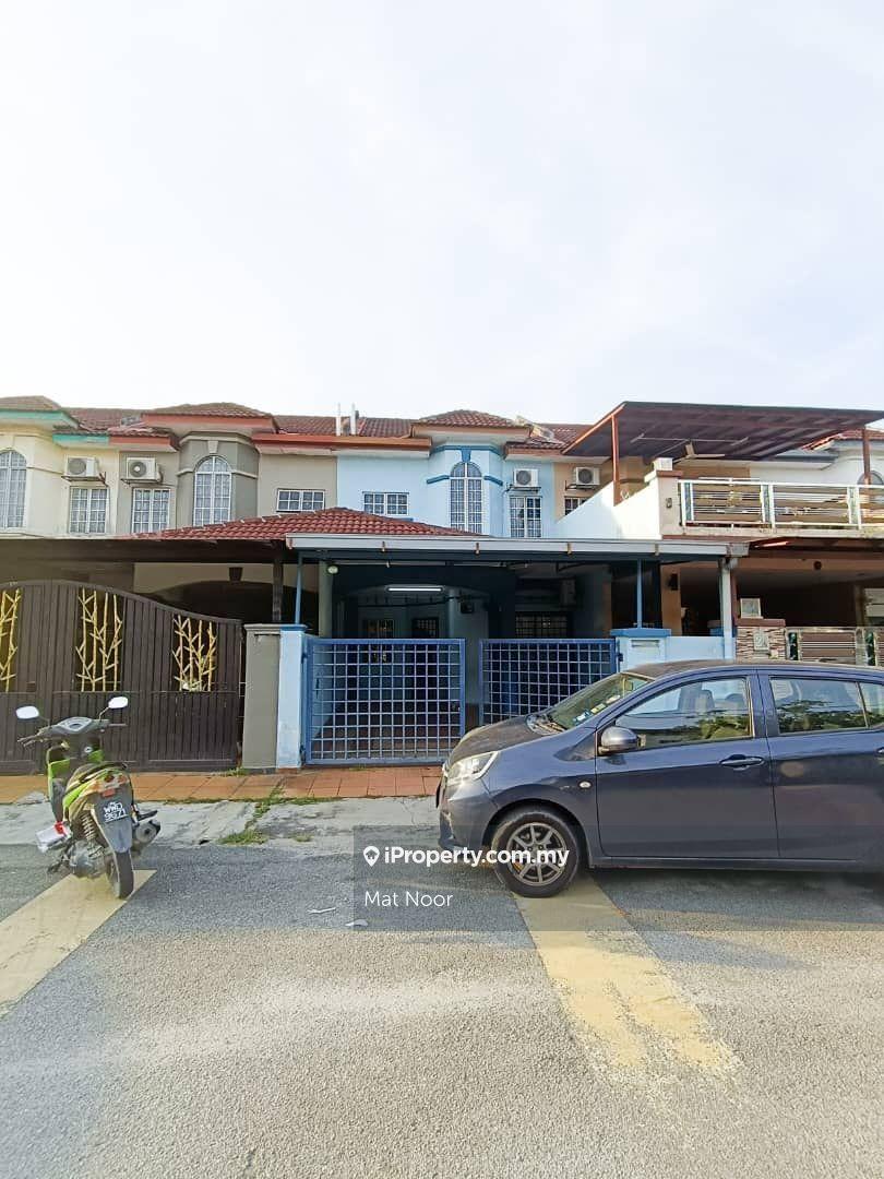 Double Storey Intermediate Bandar Putera Klang Non-Bumi Lot
