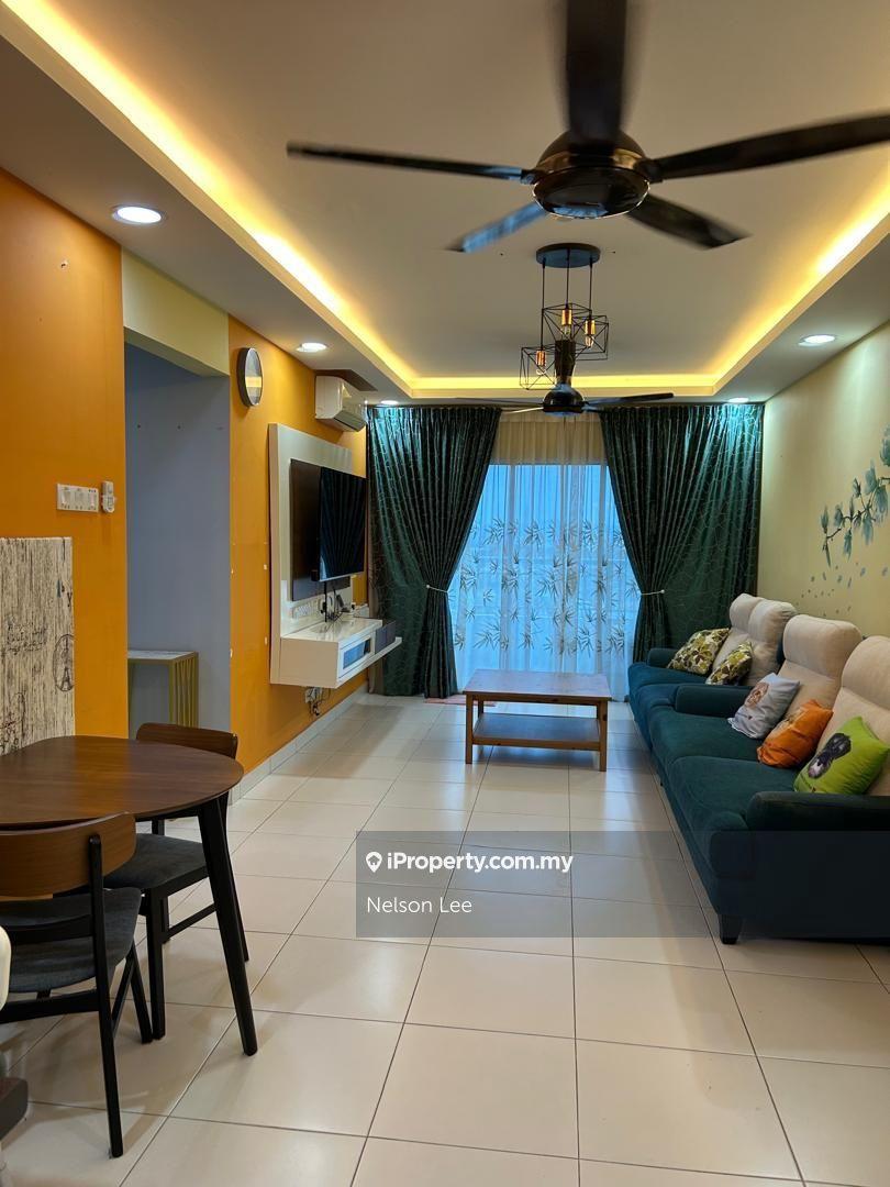 Fully Furnished, High Floor with Balcony, Unblock View, near Eaton 