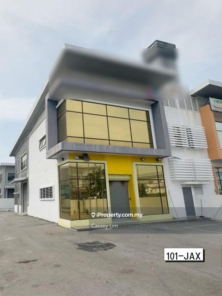 1.5 Sty Semi-D Factory Gateway 16 Bandar Bukit Raja Jalan Astana 