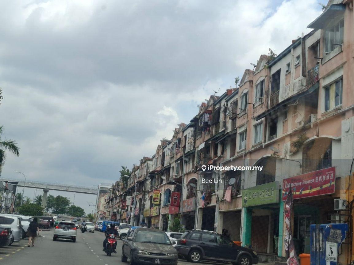 Ground floor shop for sale @ Bukit Tinggi 1 Klang