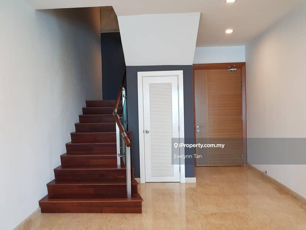 Duplex For Sale @Aston Kiara 3 (comes with 9 car parks)