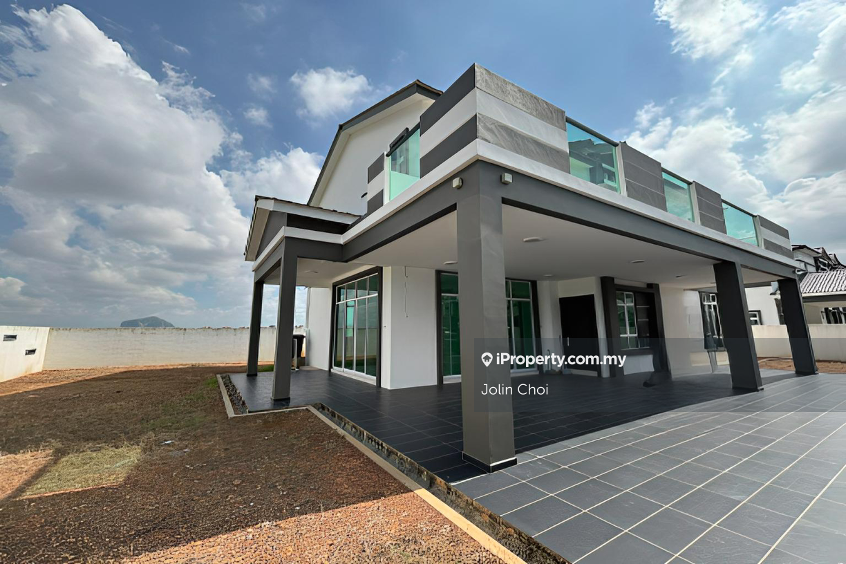 Taman Selayang Bungalow corner exclusively built, 7mins Lotus Mergong