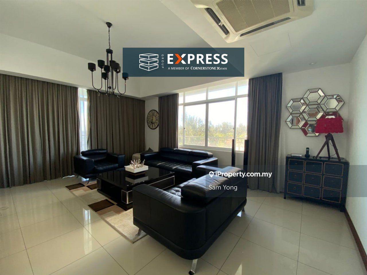 4 Bedrooms Seaview Unit at Bay Resort, Miri