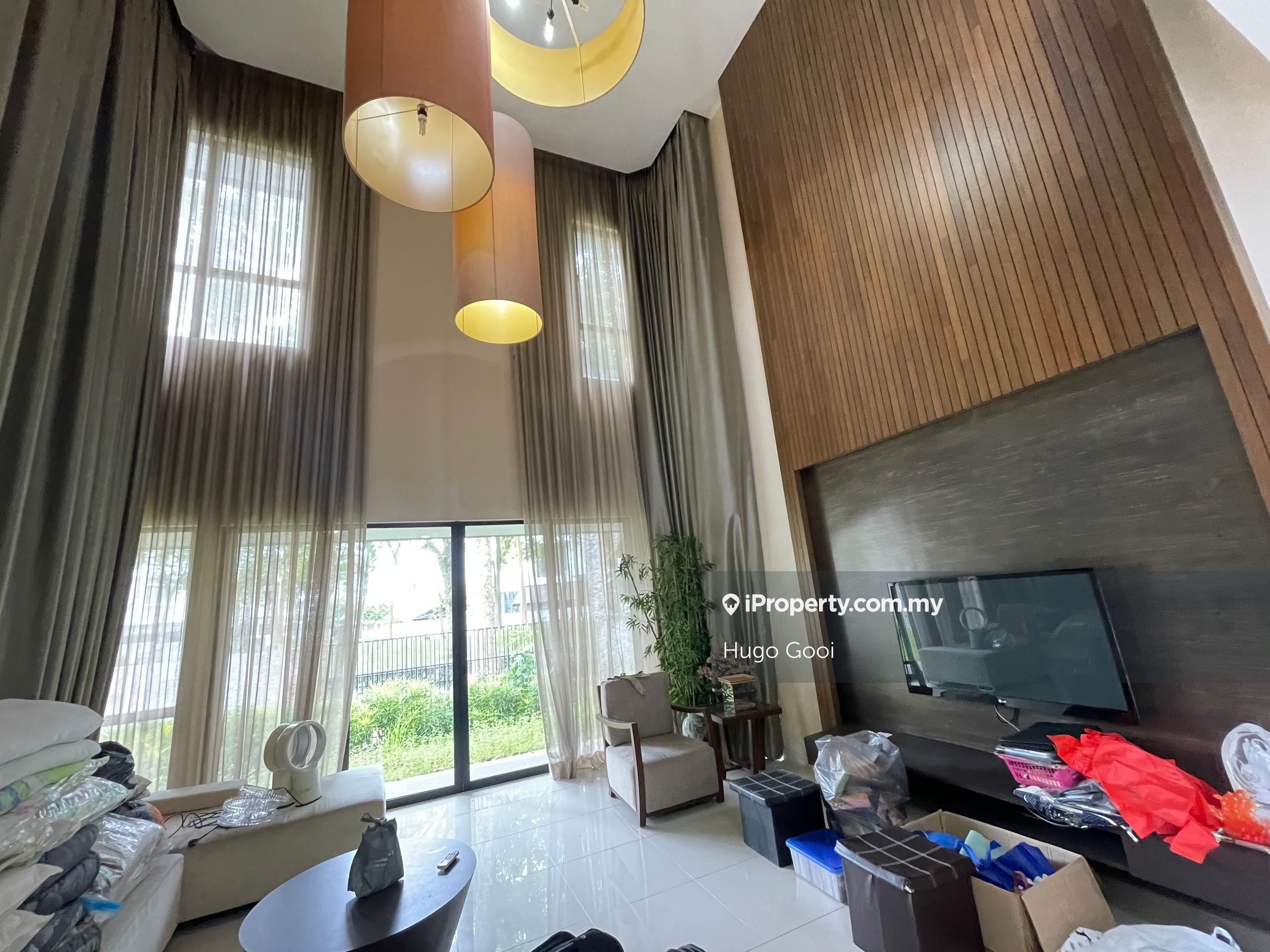 Renovated ID Furniture Design, Fully Extended, Stunning Clubhouse
