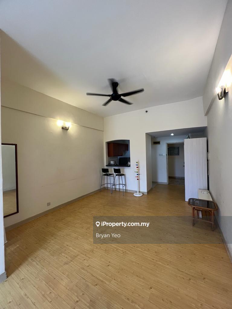 Cheap Freehold Studio High Floor walking to Hartamas Mall