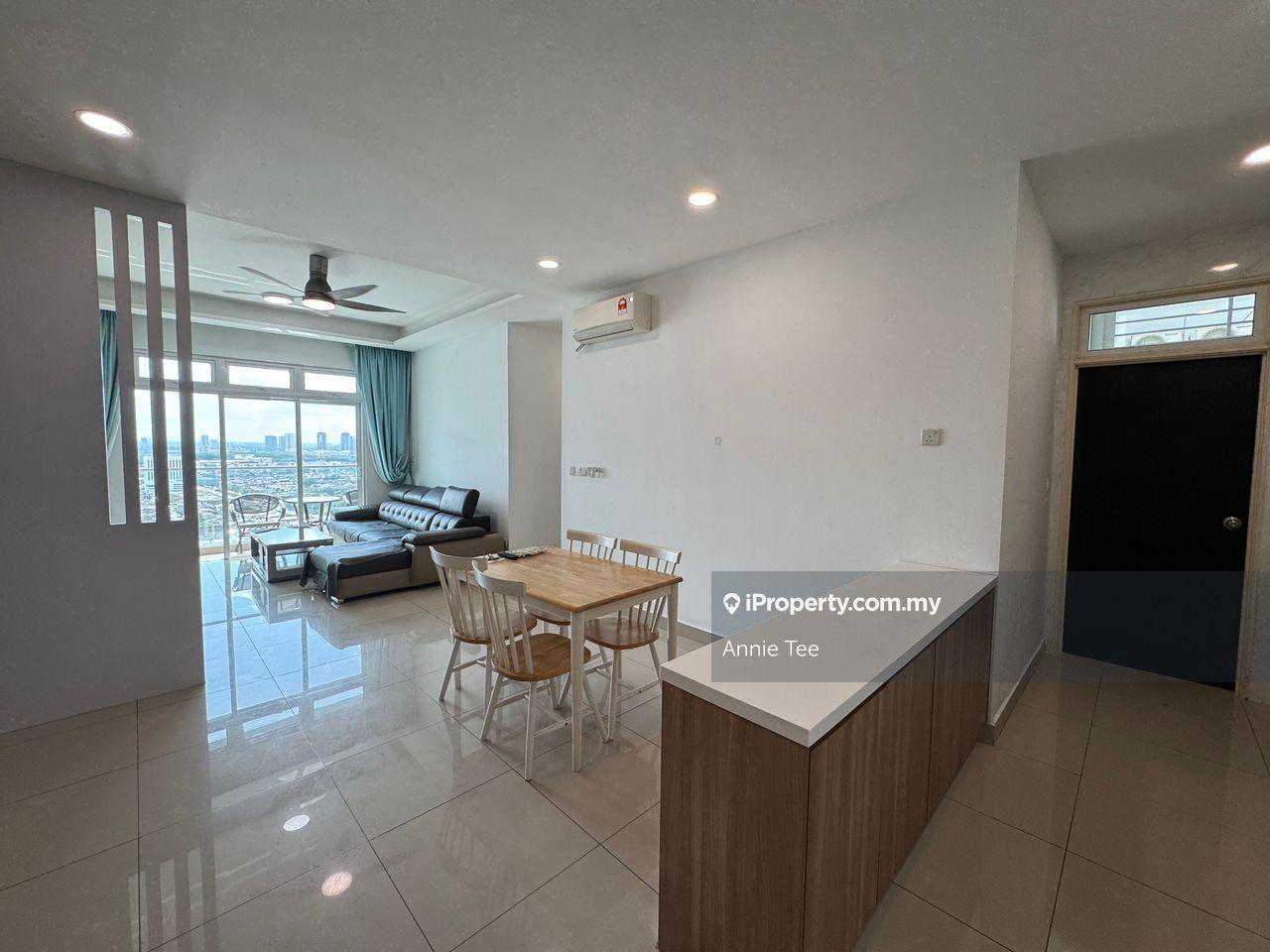 Twin Galaxy Residence @Town Area 