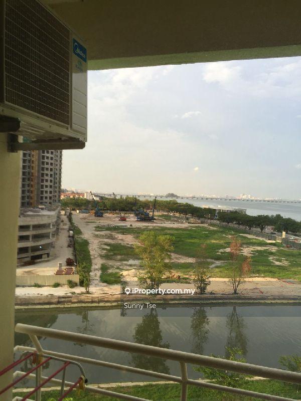 Putra Place 1000sft Furn Seaview near Queensbay