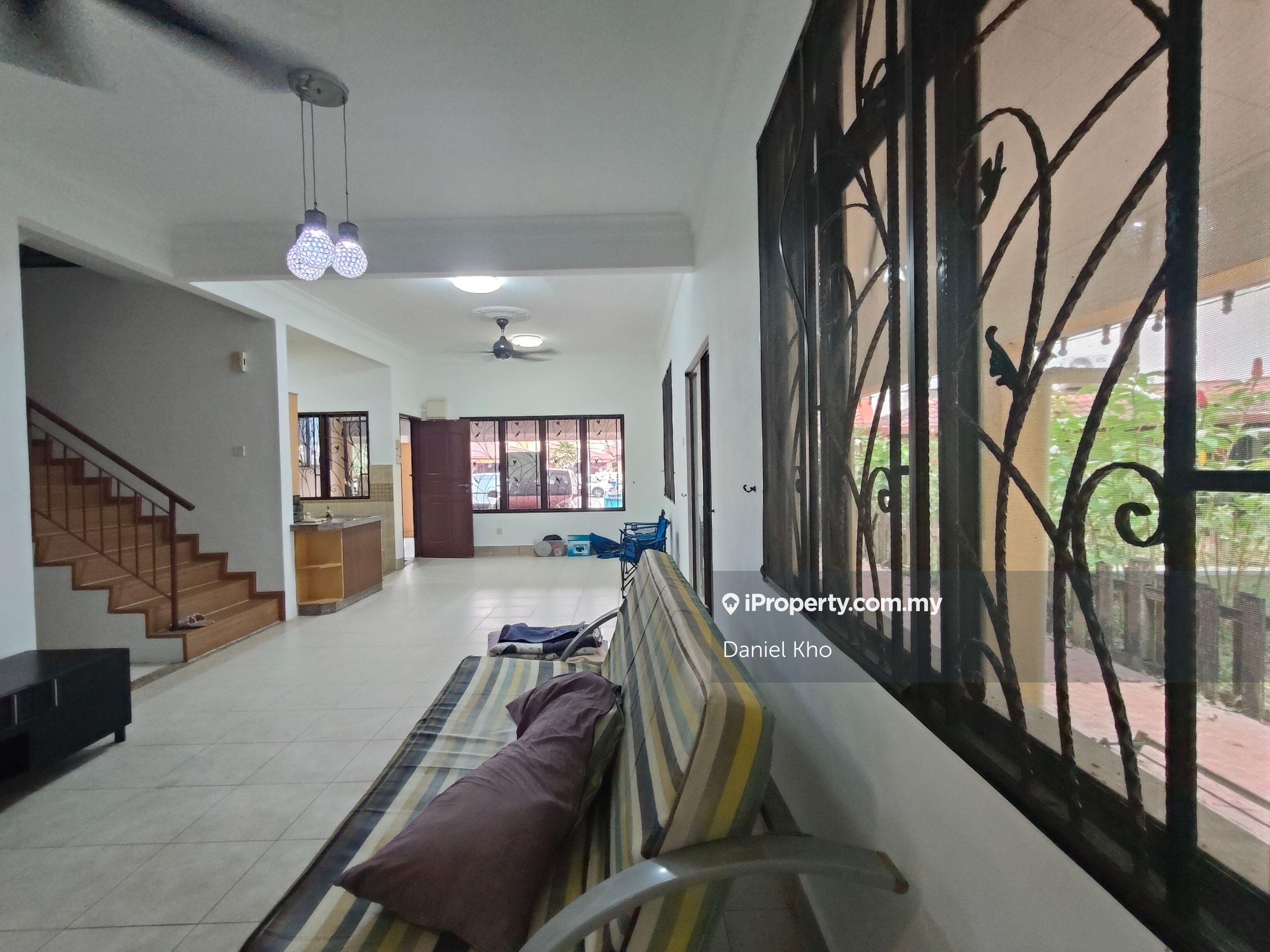 Corner lot Sri Damai near by Columbia Asia Hospital Bukit Rimau