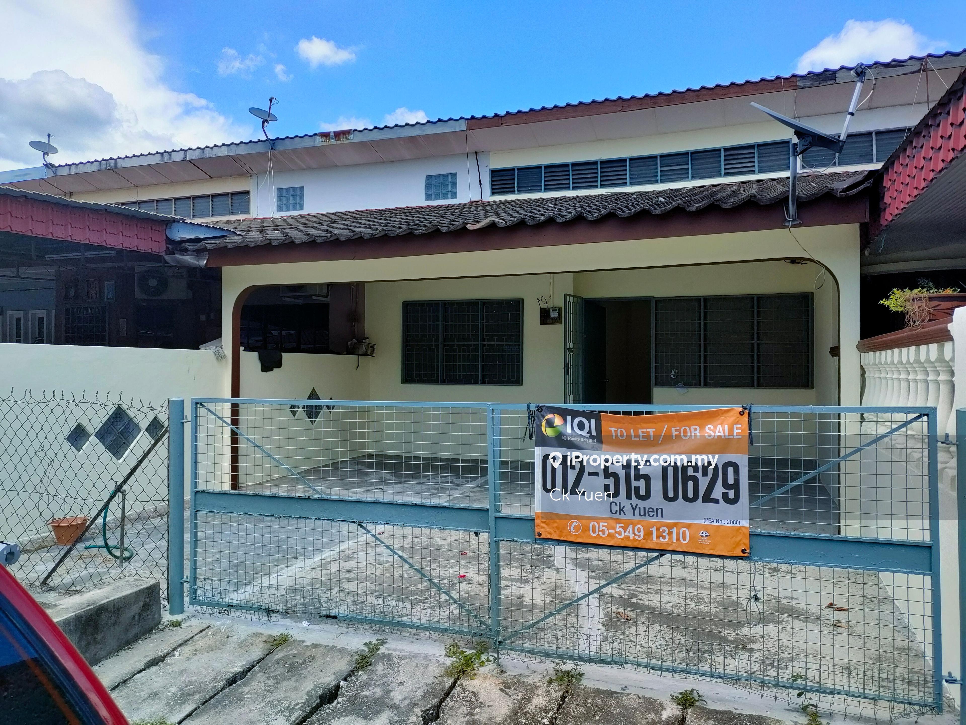 Terrace house for Sale