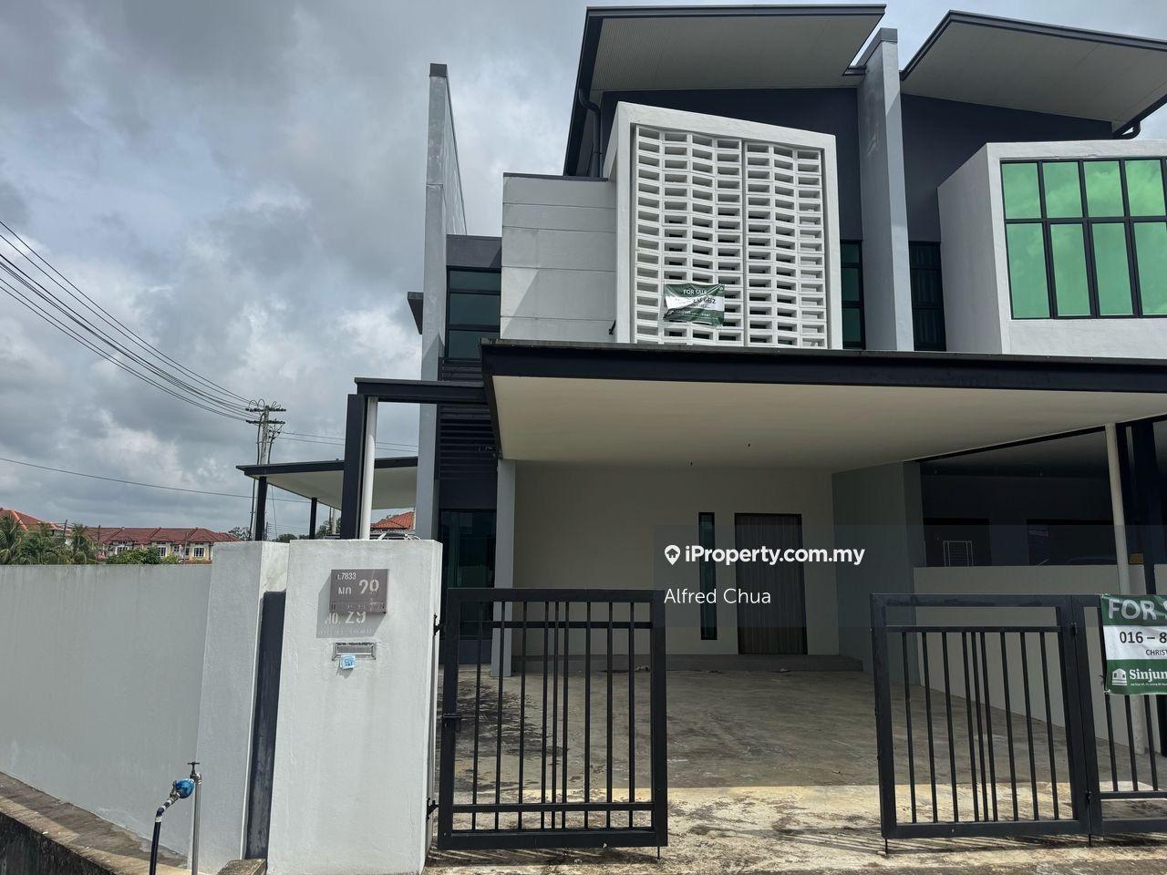 Cheap, Modern Terrace House @ Taman Holmestown, Kota Samarahan.