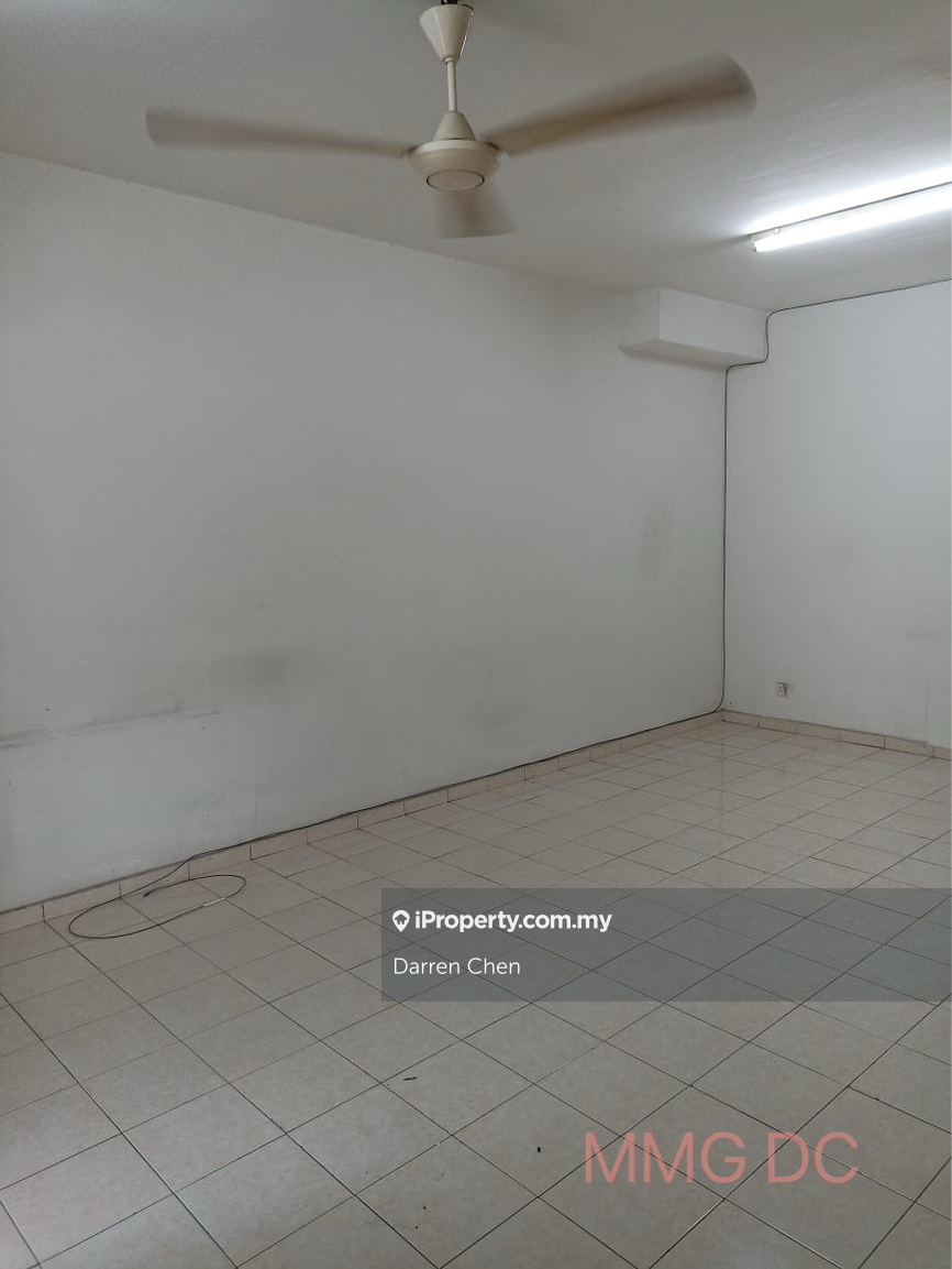 Bukit Tinggi 2 Batu Nilam Klang 2 Storey House 18x65 ft