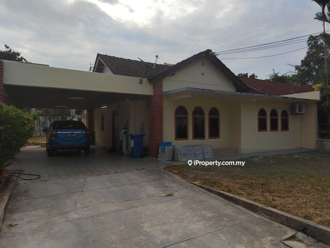 Semi-D house for Sale