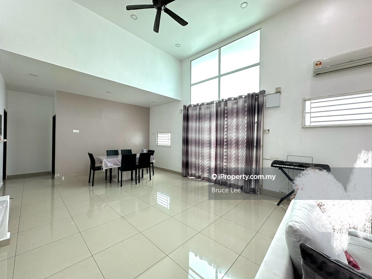 For Rent 2 1/2 Storey Semi-D Taman Juita 05350 Alor Setar
