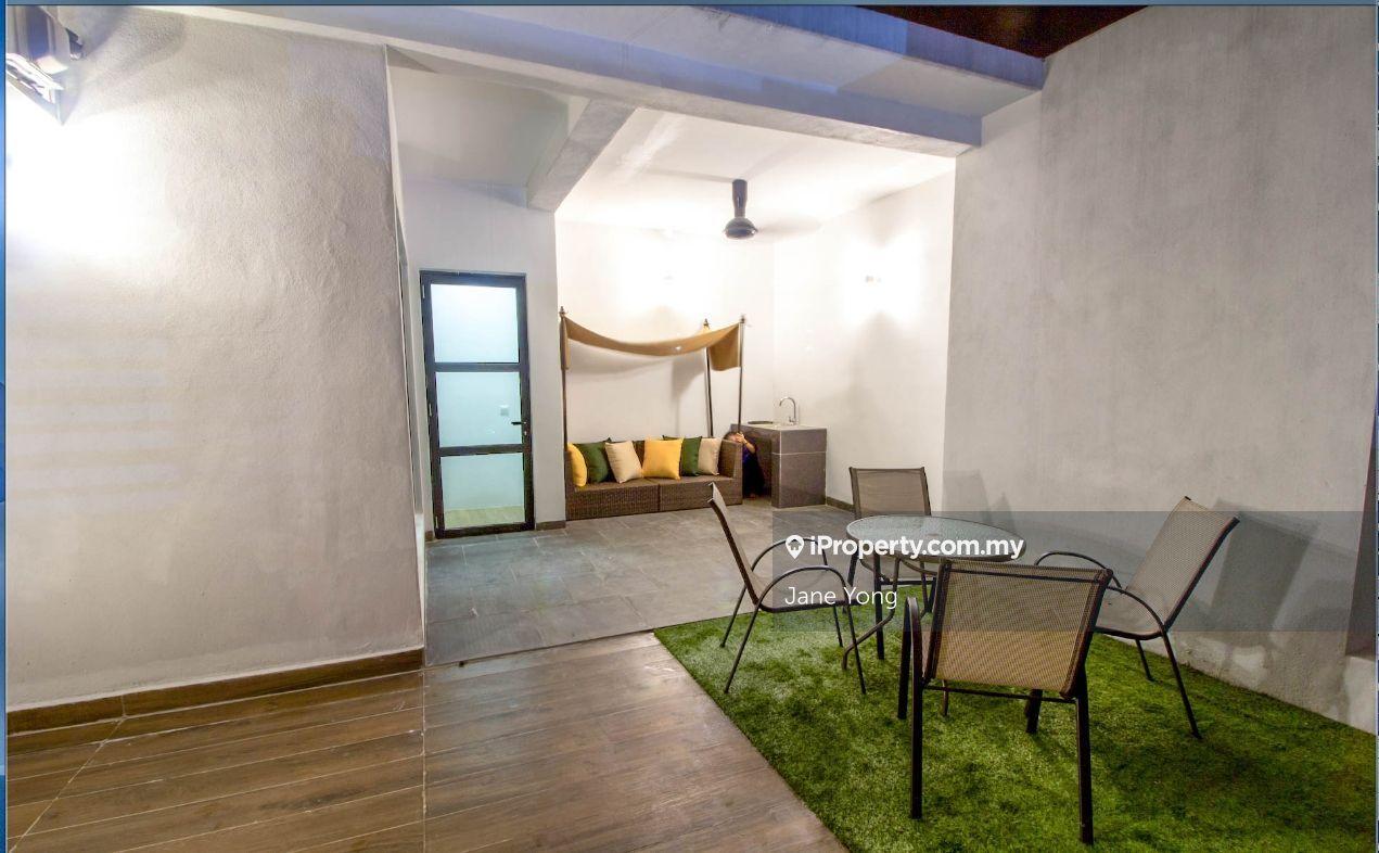 Tropica villa @ taman bukit serdang