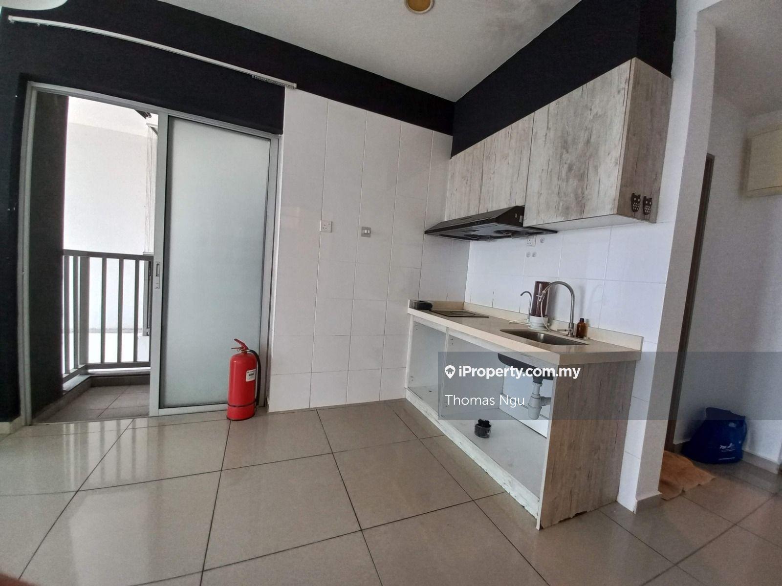 Nice renovated unit 