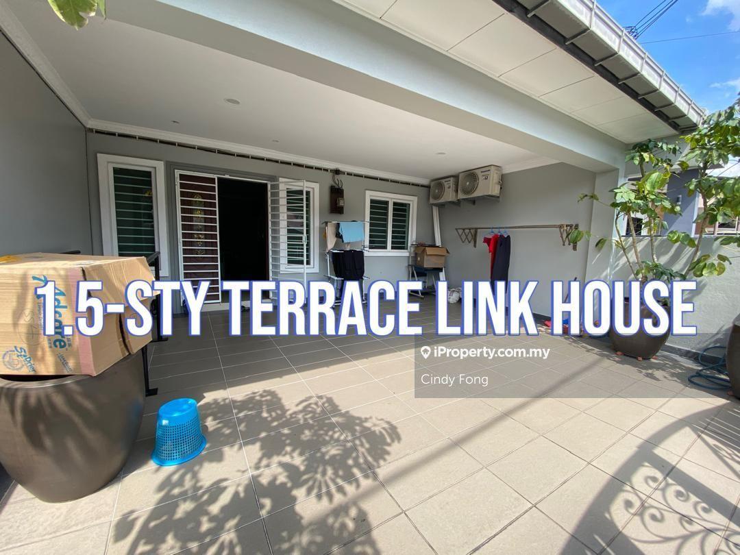 1.5- Storey Terrace House in ss2 For Sale