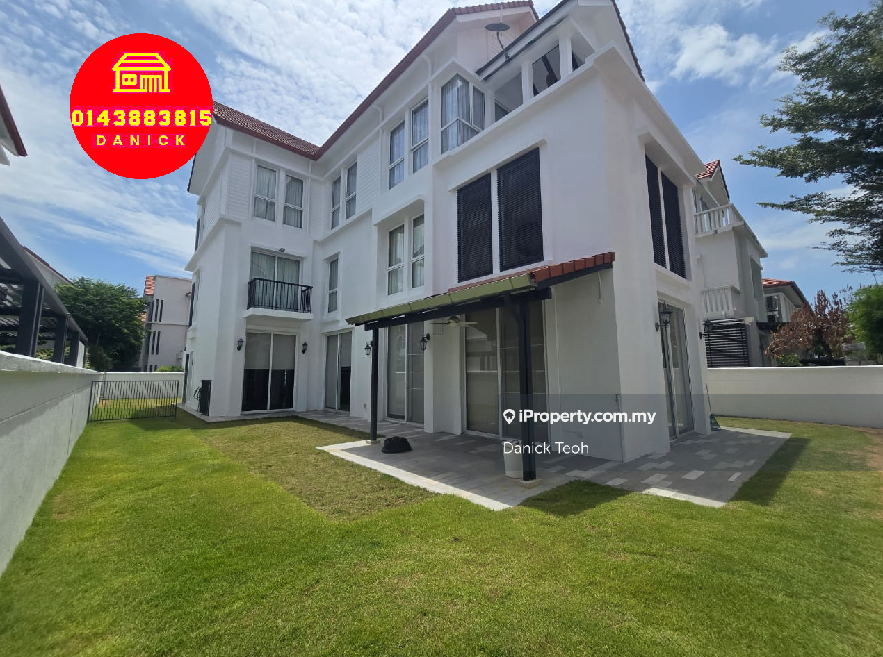 3 Storey E&O Bungalow Straits Quay Located in Tanjung Tokong