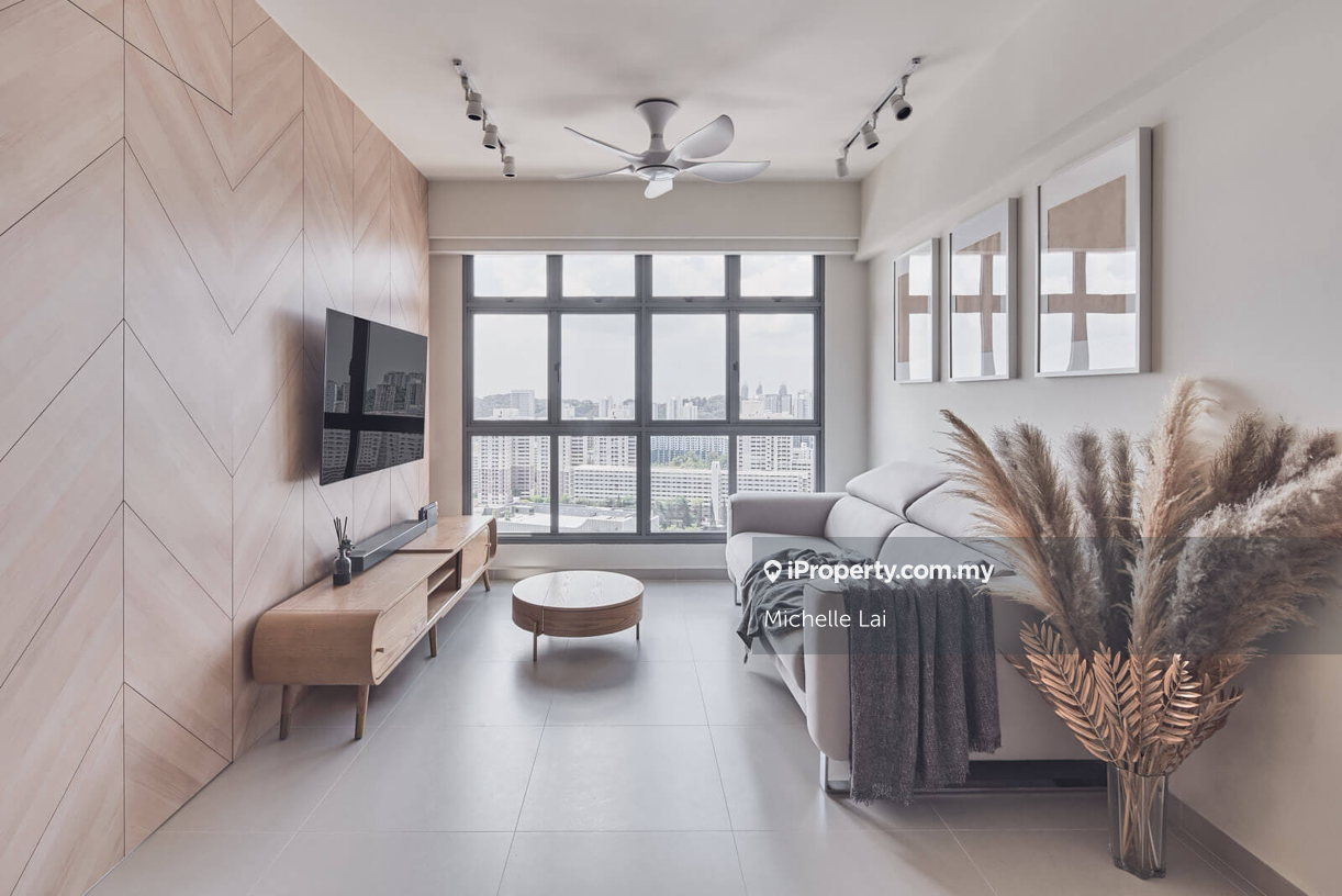 New Launching Condominium Facing Golf View Freehold