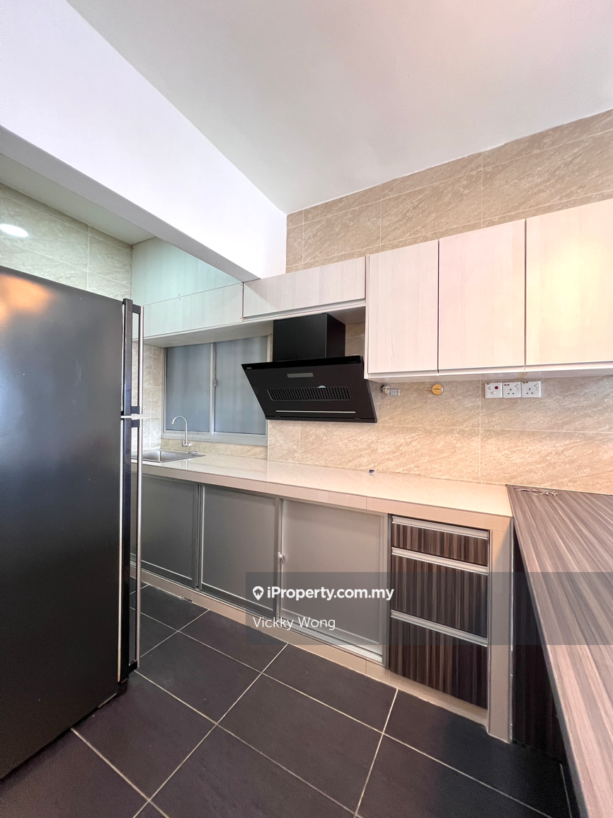 Fully Furnished/near to Ampang Hospital/KLCC view 